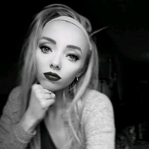 Meet your Posher, Devyn